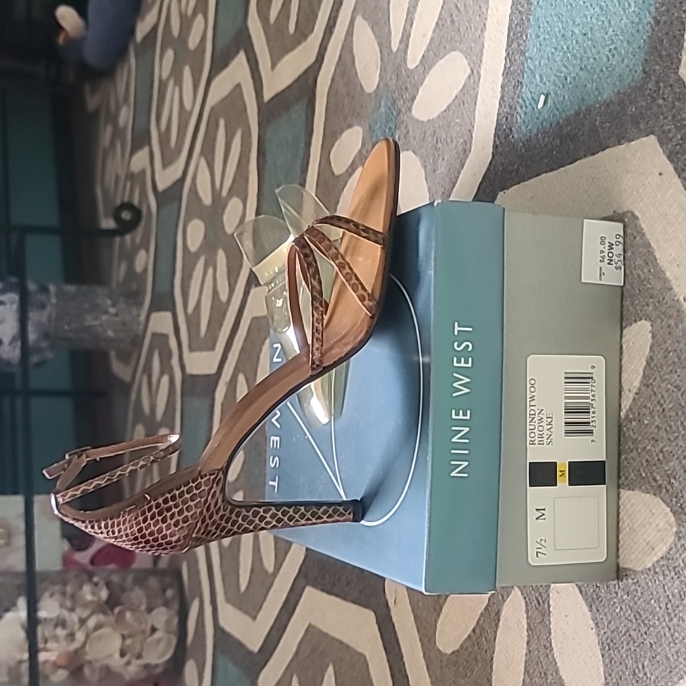 Nine West size 7 1/2M brown snake ankle strap sandals